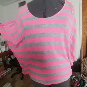 Oversized Flowy sleeve tee